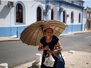 Nắng nóng cực đoan khiến cơ thể lão hóa nhanh như hút thuốc hay uống rượu